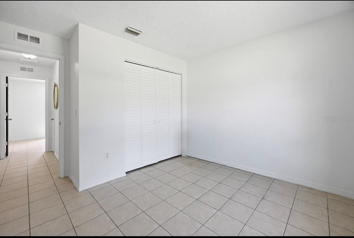 Single Family Residence at 6 BAHIA TRACE LOOP, OCALA, photo 7 of 12