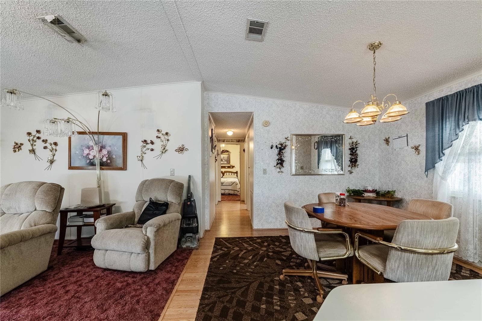 Manufactured Home at 489 VILLAGE CIR SW, WINTER HAVEN, photo 13 of 31