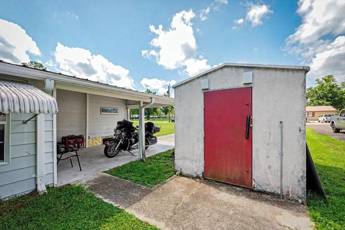 Manufactured Home at 104 EDGEWATER RD, SATSUMA, photo 34 of 73