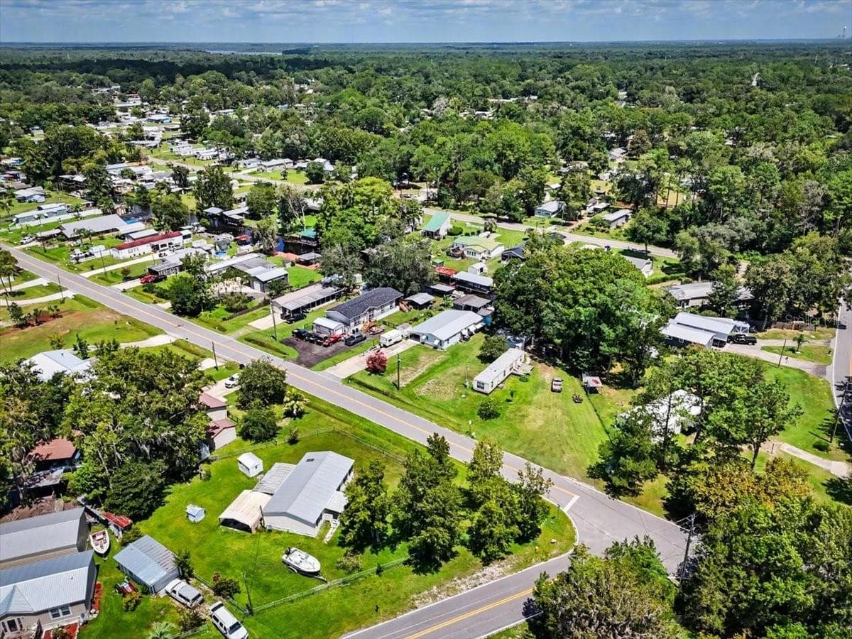 Manufactured Home at 104 EDGEWATER RD, SATSUMA, photo 60 of 73
