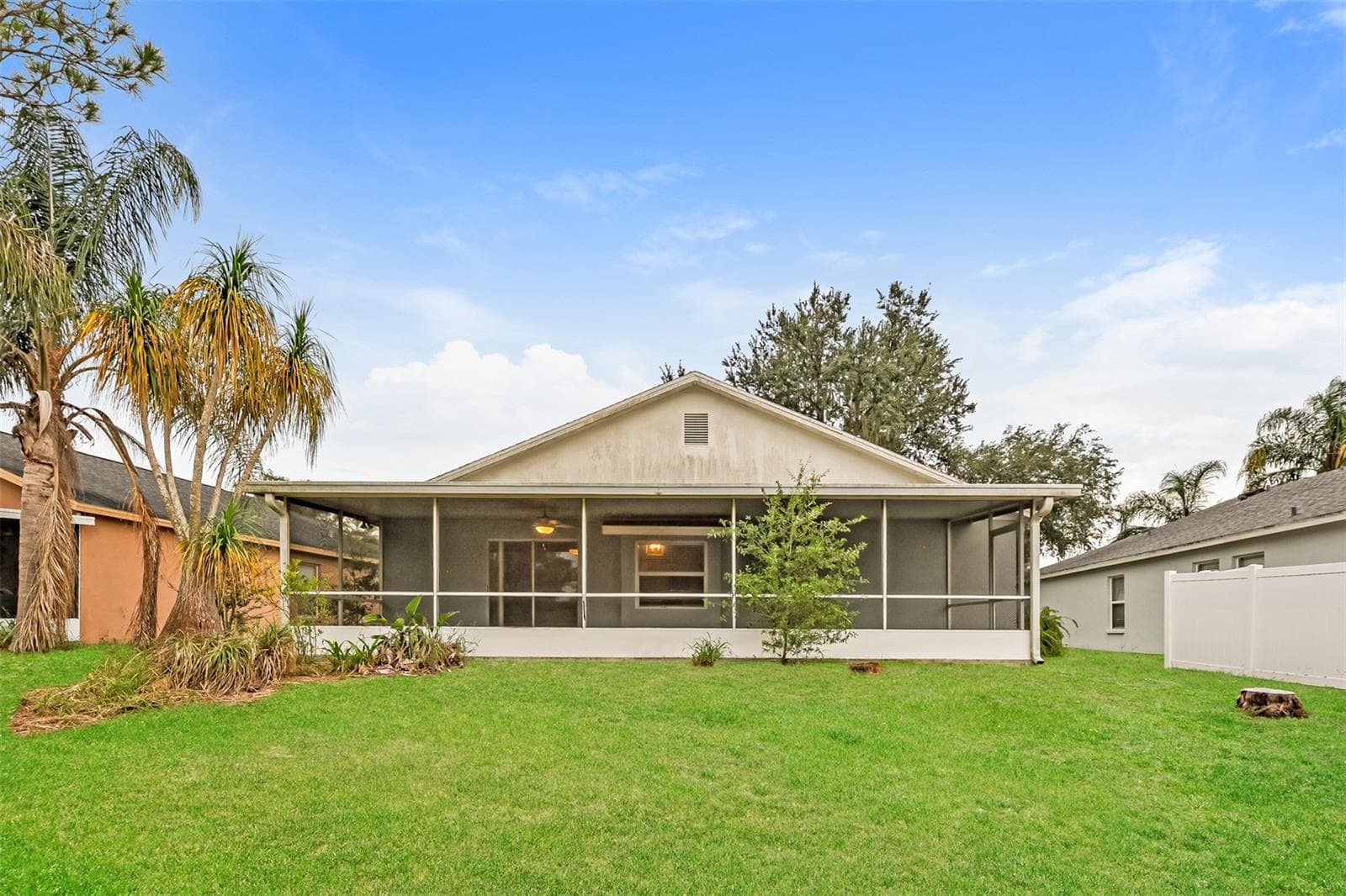 Single Family Residence at 823 ROCKY MOUNTAIN CT, VALRICO, photo 19 of 21