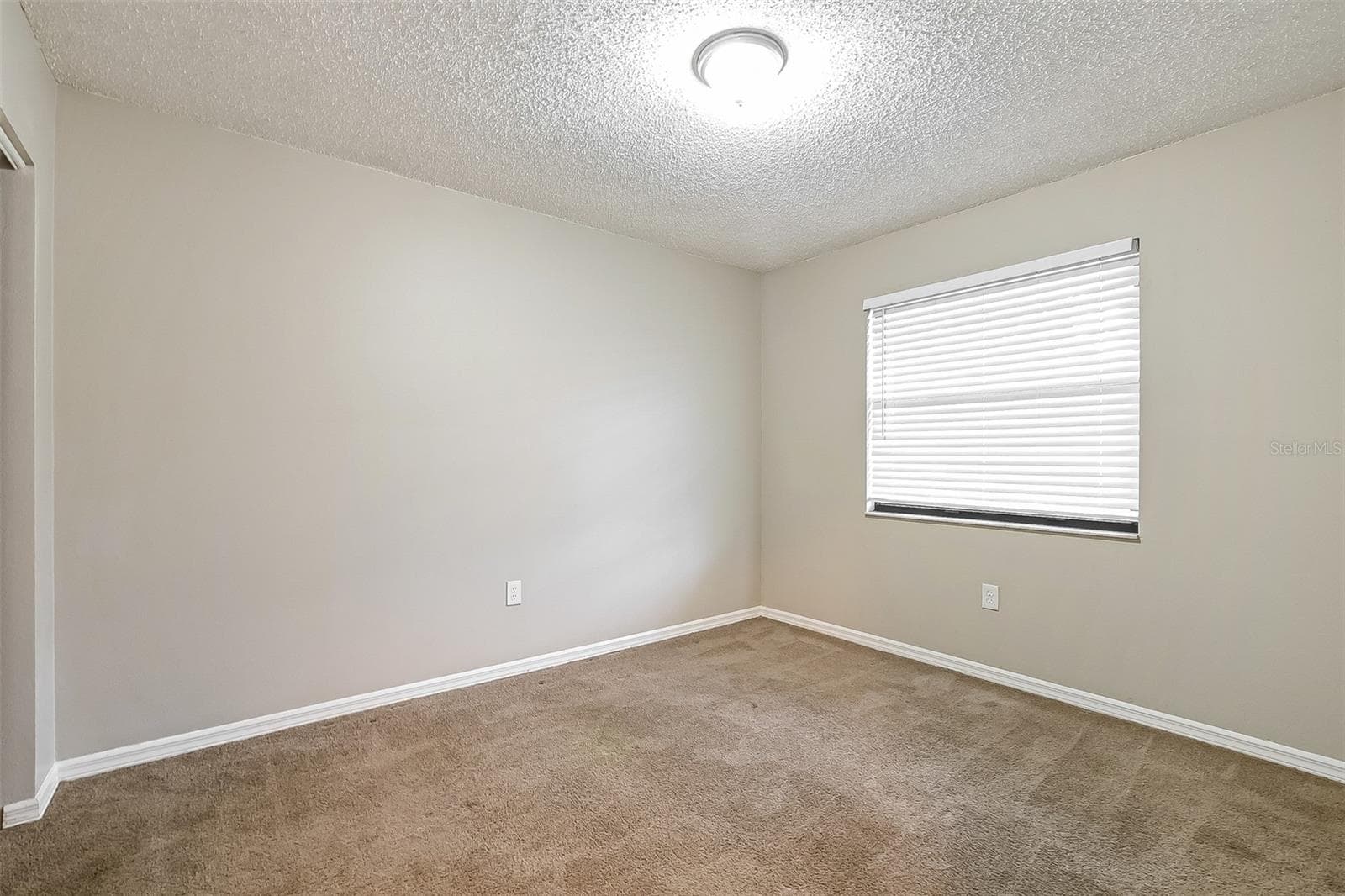 Single Family Residence at 1309 COVE PL, TAVARES, photo 15 of 20