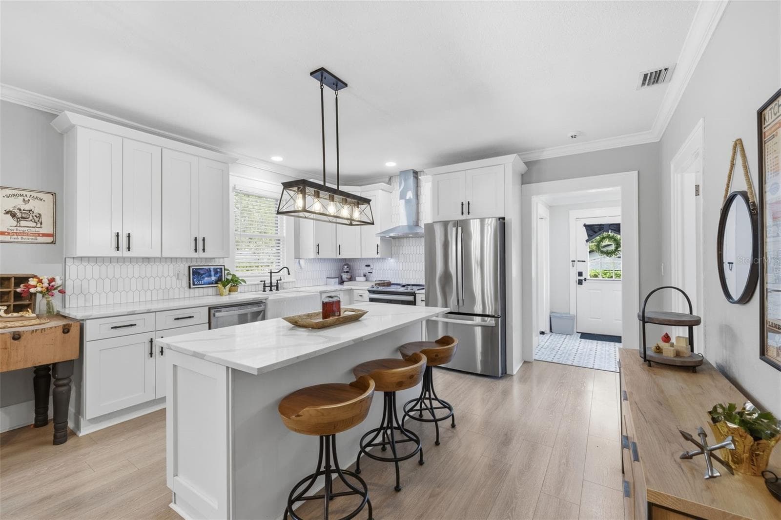 Single Family Residence at 906 E PATTERSON ST, TAMPA, photo 10 of 29