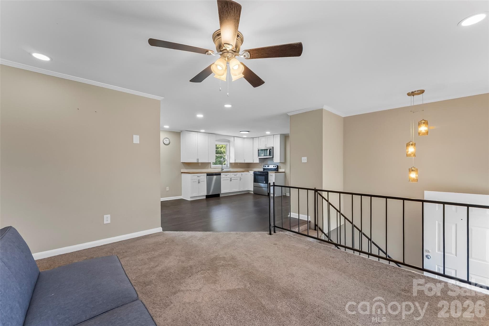 Single Family Residence at 4405 Landing Court, Hickory, photo 7 of 30