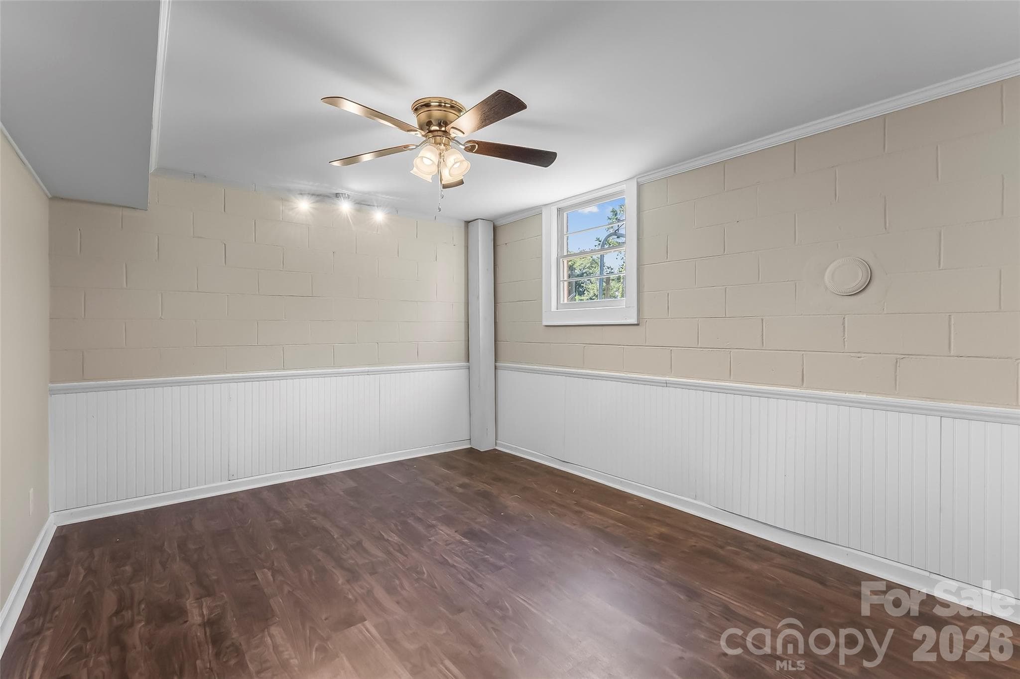 Bonus Room 1 - 4405 Landing Court, Hickory