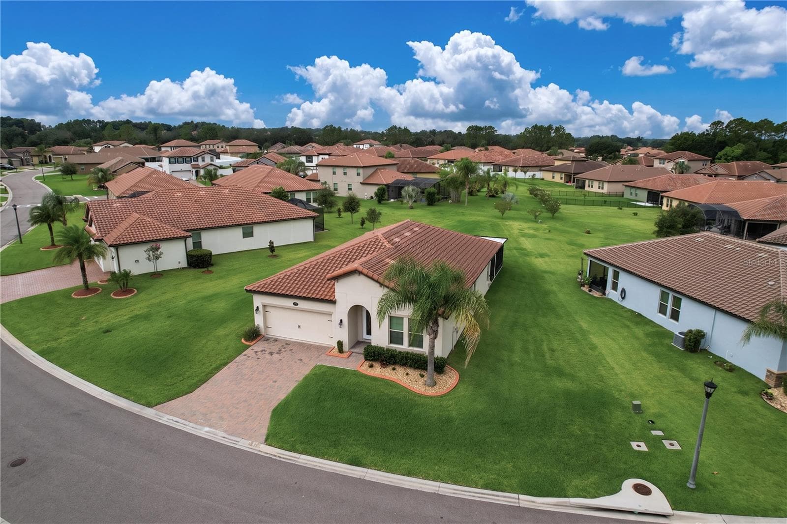 Single Family Residence at 4125 PRIMA LAGO CIR, LAKELAND, photo 4 of 46