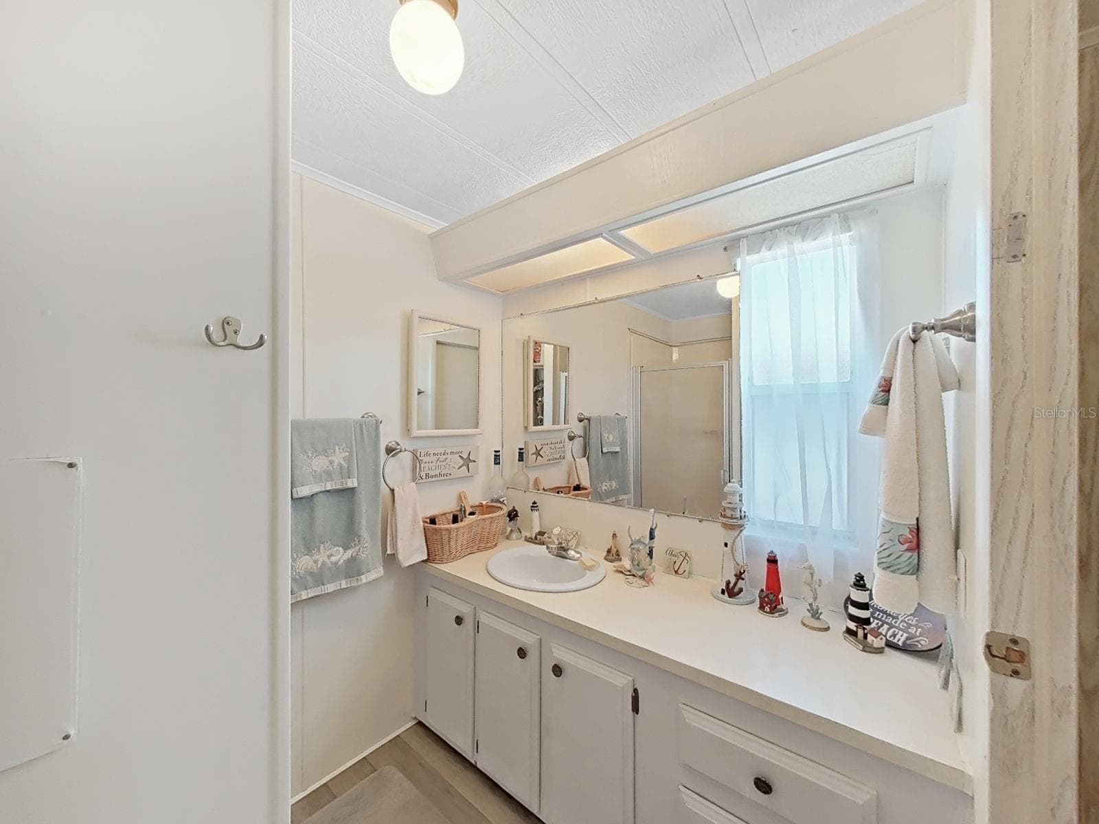 Manufactured Home at 12501 ULMERTON RD #140, LARGO, photo 12 of 20