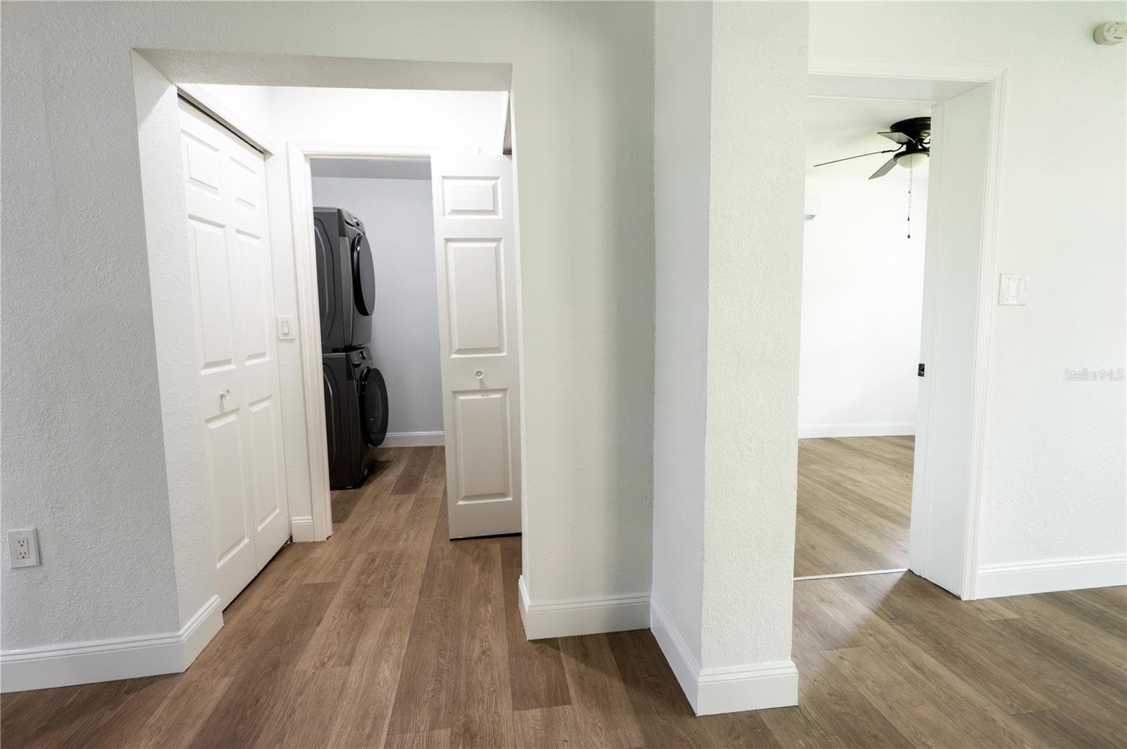 Single Family Residence at 4104 W WISCONSIN AVE, TAMPA, photo 13 of 41