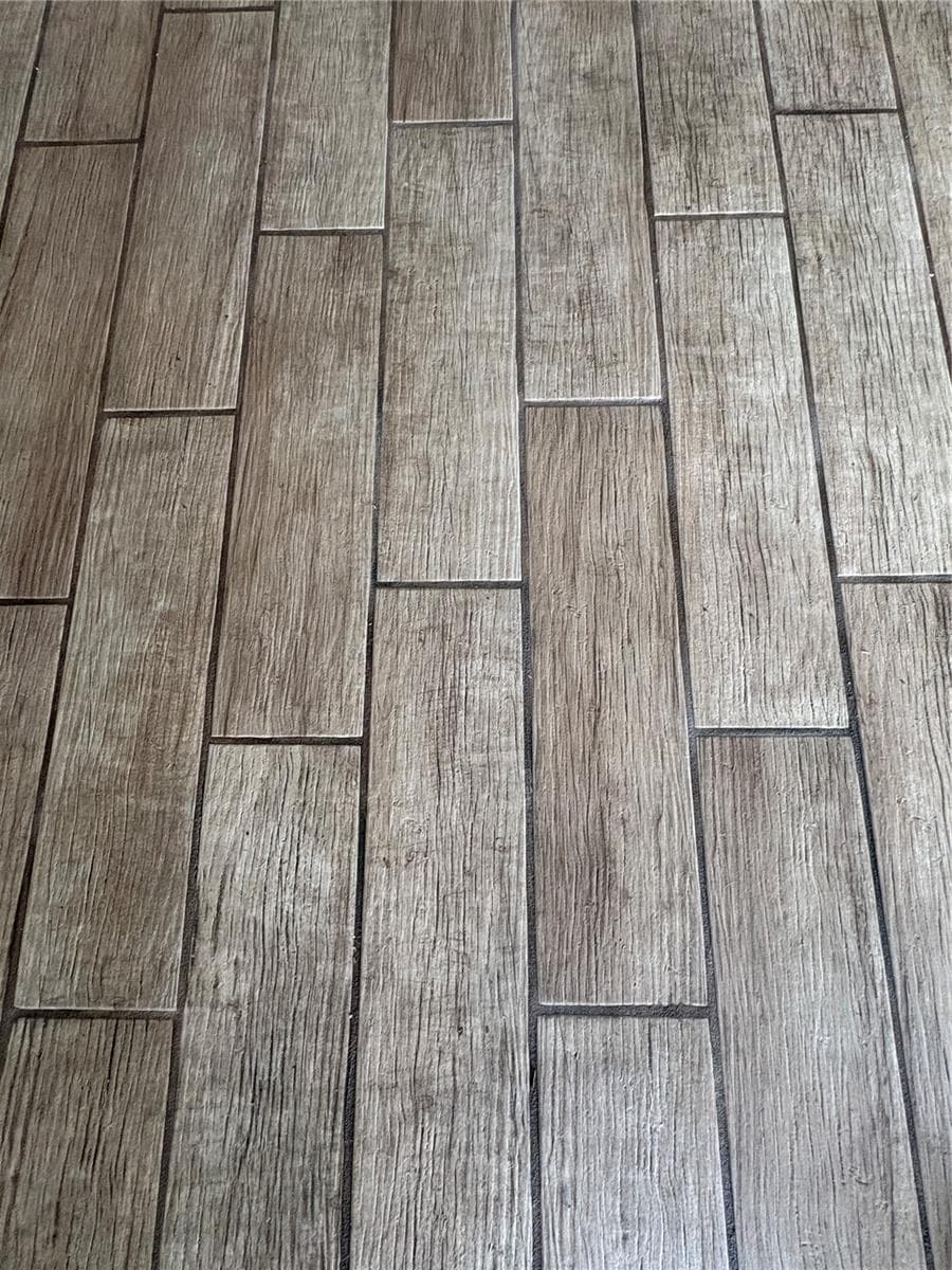 Tile in Family Room - 10761 BANFIELD DR, RIVERVIEW