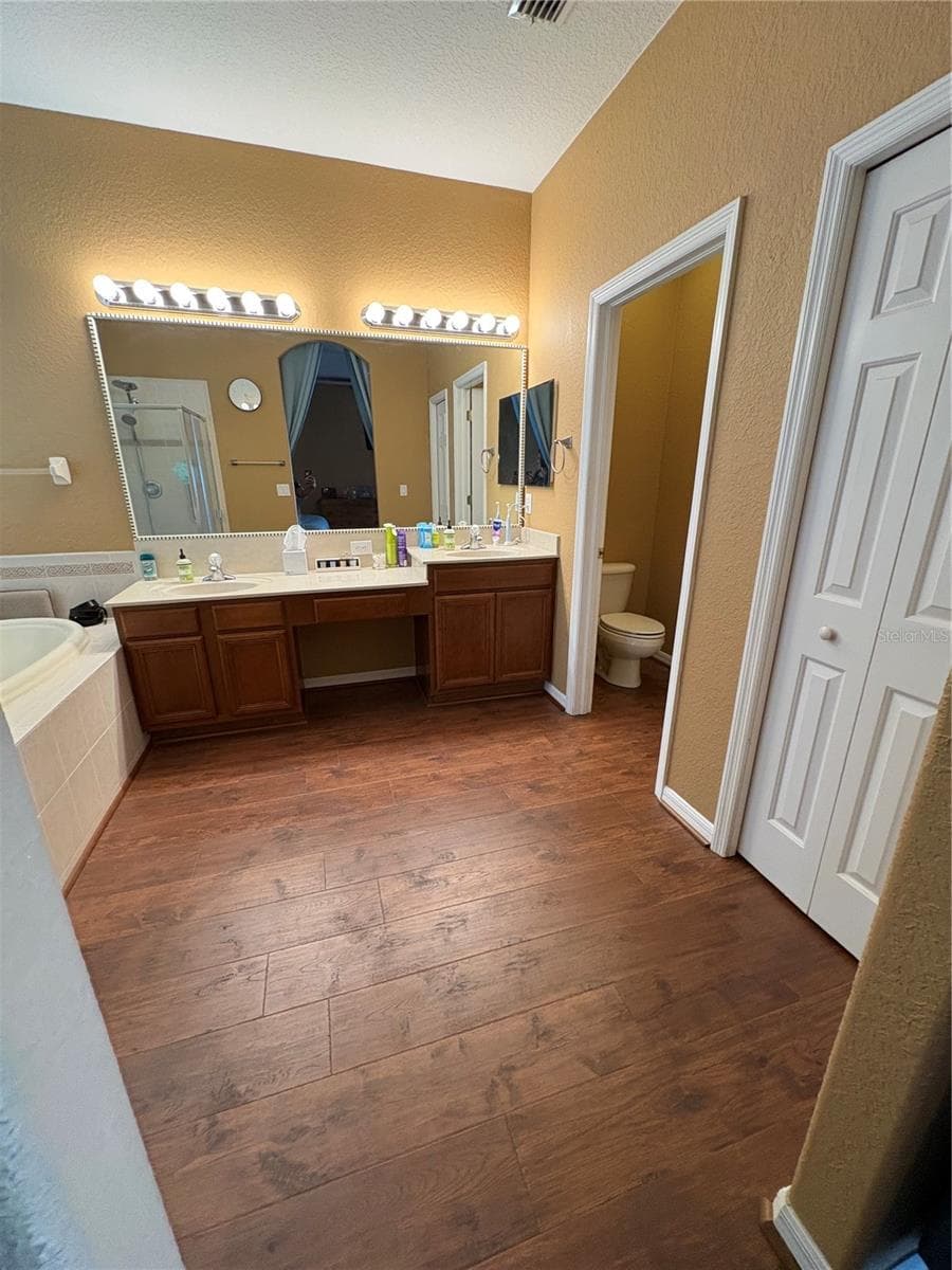 Single Family Residence at 10761 BANFIELD DR, RIVERVIEW, photo 30 of 55