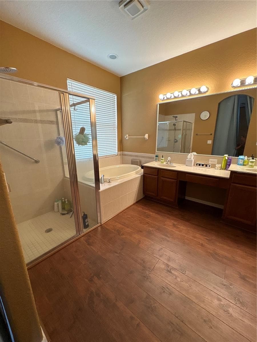 Single Family Residence at 10761 BANFIELD DR, RIVERVIEW, photo 31 of 55