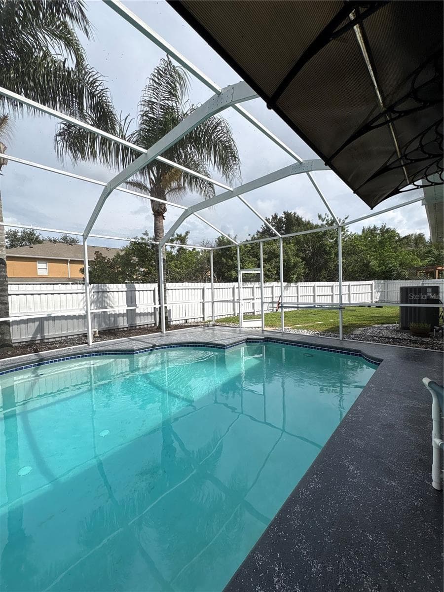 Single Family Residence at 10761 BANFIELD DR, RIVERVIEW, photo 52 of 55
