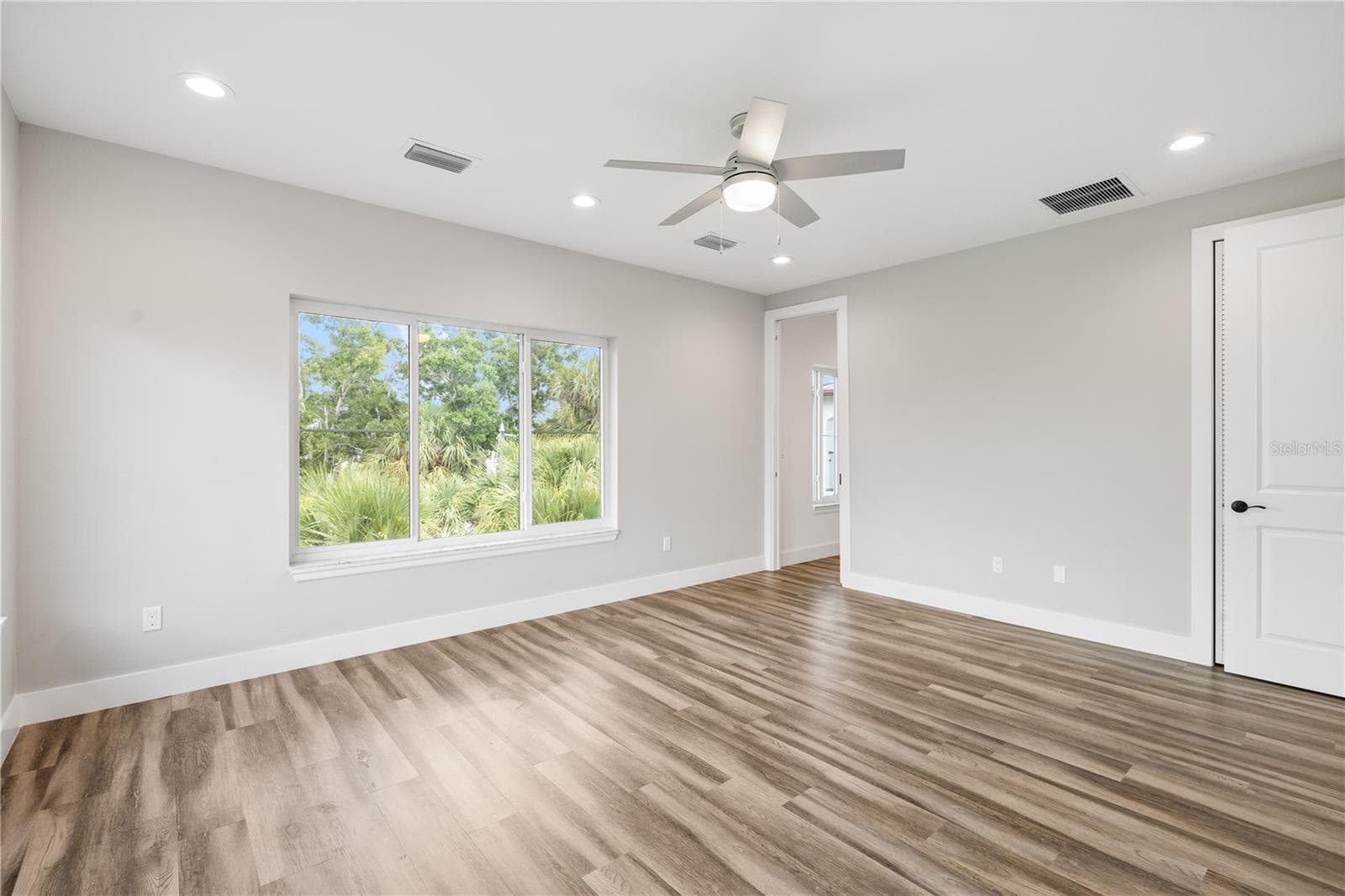 Single Family Residence at 1956 CEDAR DR, DUNEDIN, photo 53 of 95
