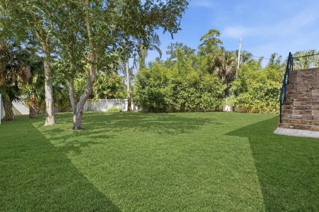 Single Family Residence at 1956 CEDAR DR, DUNEDIN, photo 68 of 95