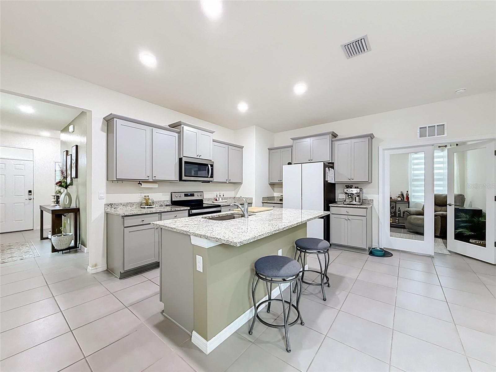 Single Family Residence at 4143 NW 44TH CIR, OCALA, photo 2 of 53
