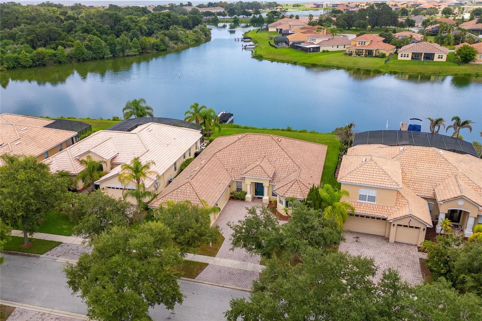 Single Family Residence at 3817 GOLDEN FEATHER WAY, KISSIMMEE, photo 5 of 48