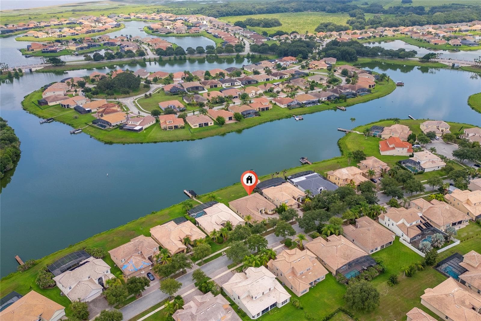 Single Family Residence at 3817 GOLDEN FEATHER WAY, KISSIMMEE, photo 8 of 48