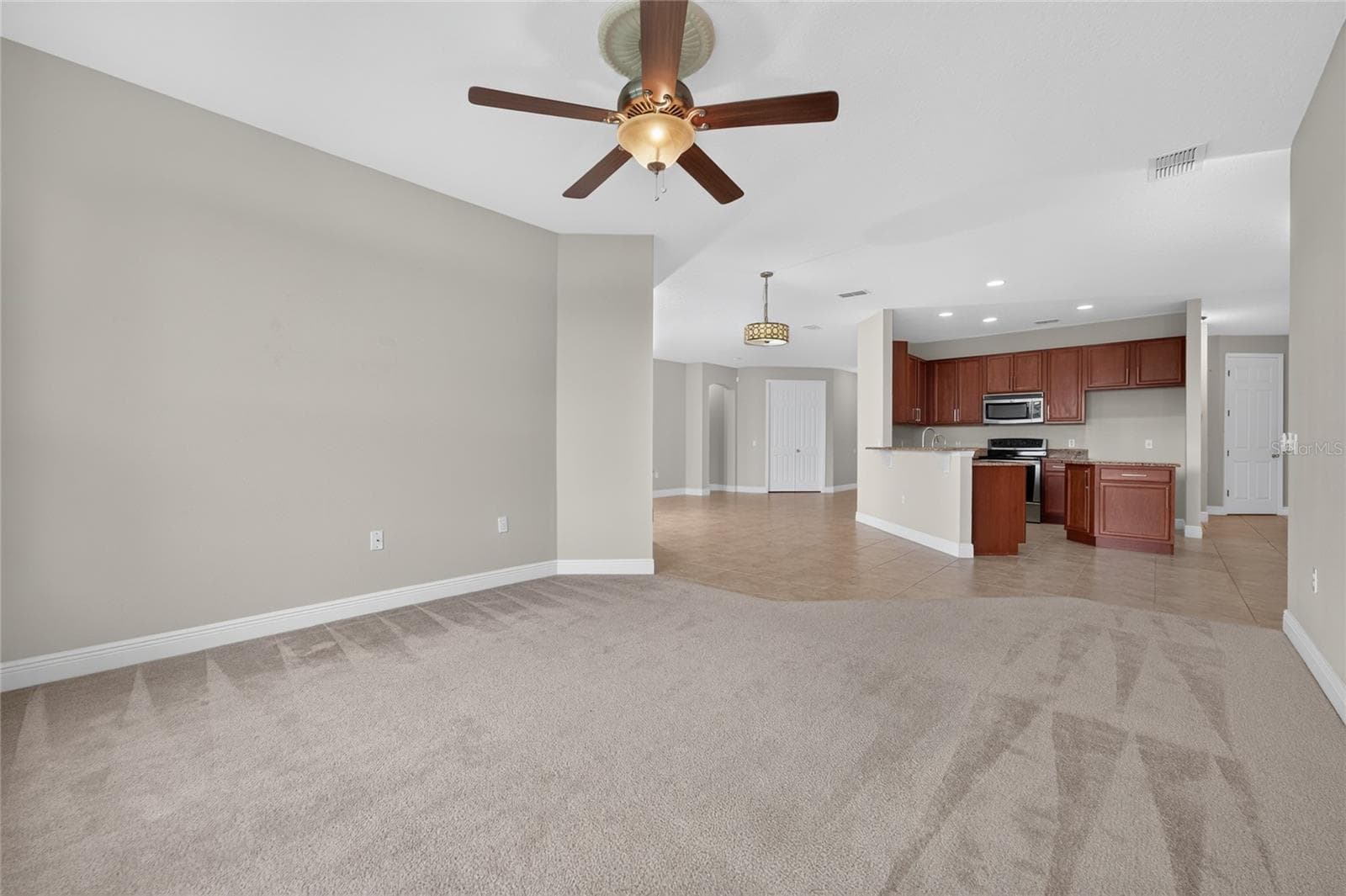 Single Family Residence at 3817 GOLDEN FEATHER WAY, KISSIMMEE, photo 23 of 48