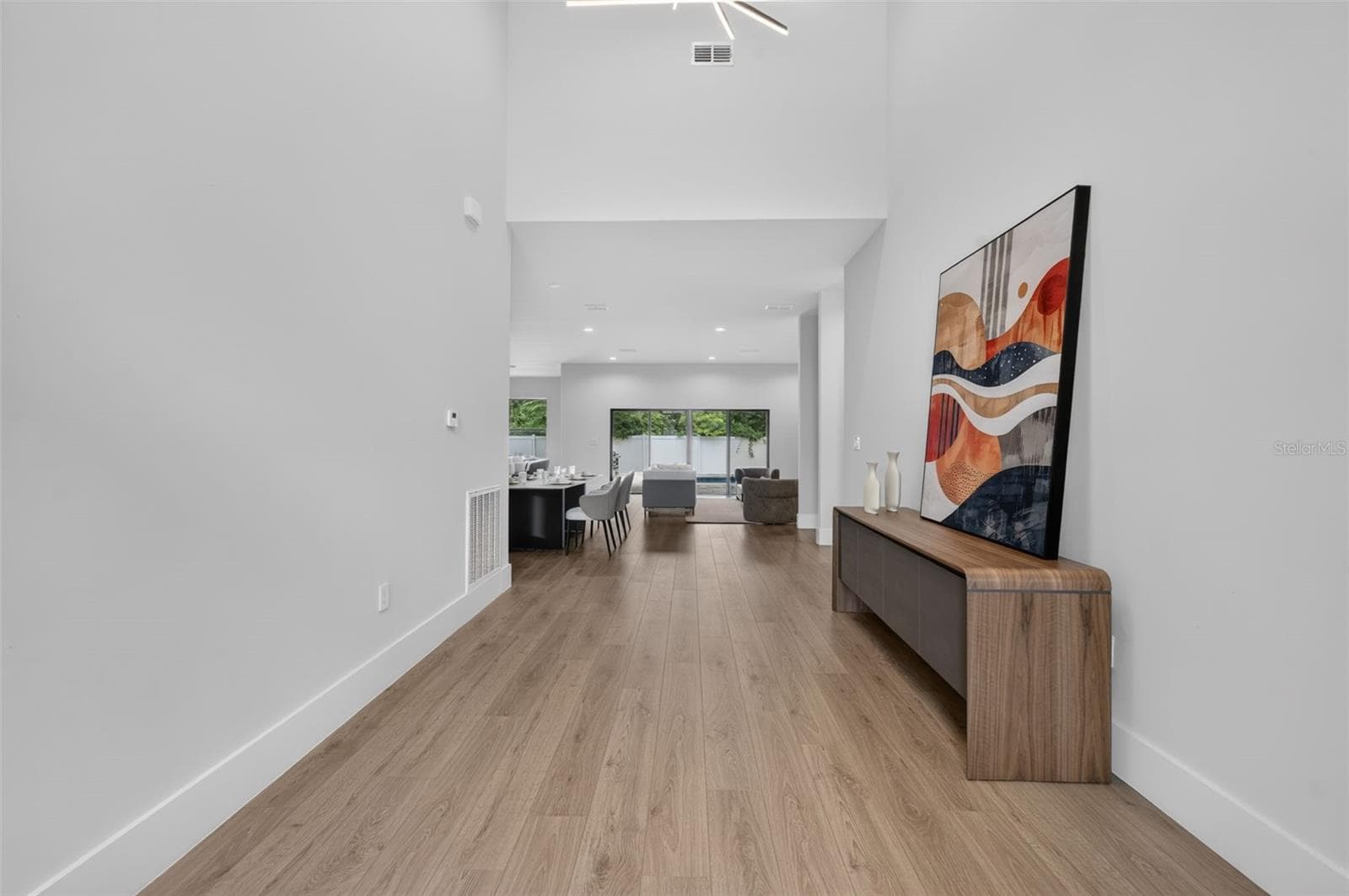 Single Family Residence at 102 BELL PL, WINTER PARK, photo 4 of 39