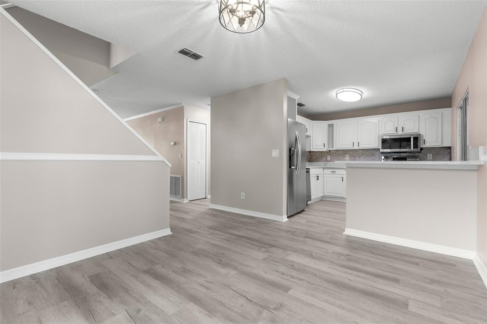 Single Family Residence at 7508 WAKULLA DR, TEMPLE TERRACE, photo 10 of 28