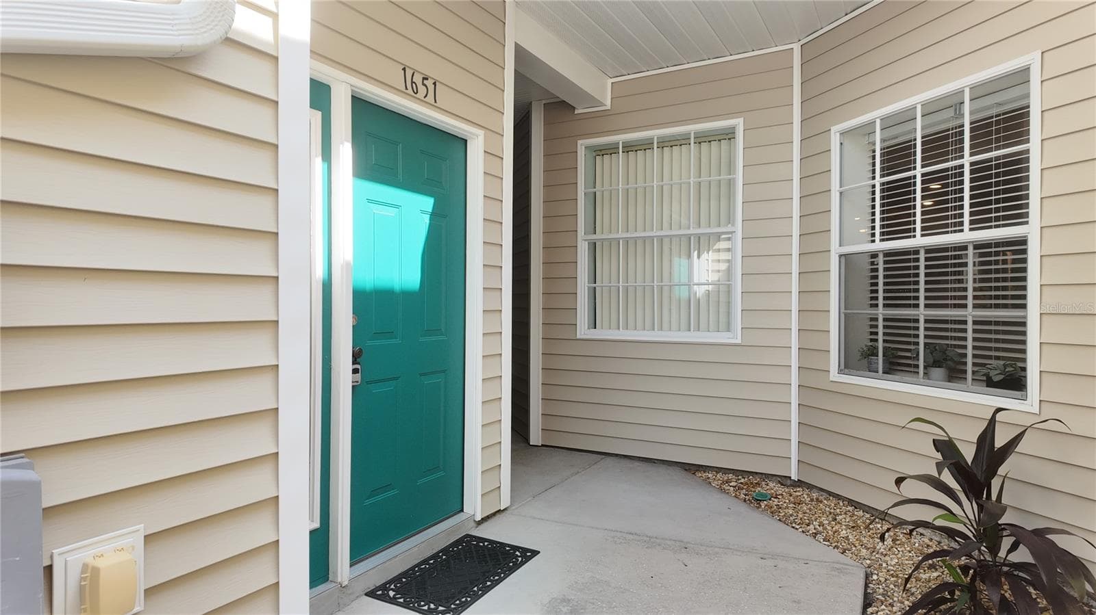 Condominium at 1651 HAMMOCKS AVE, LUTZ, photo 4 of 49