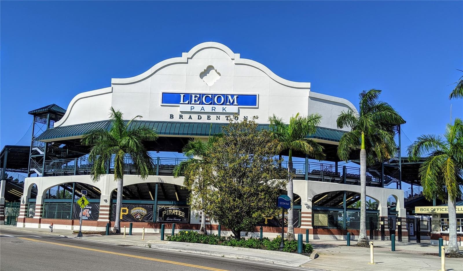 Spring training for Pirates... - 3714 LAKE BAYSHORE DR #K-418, BRADENTON