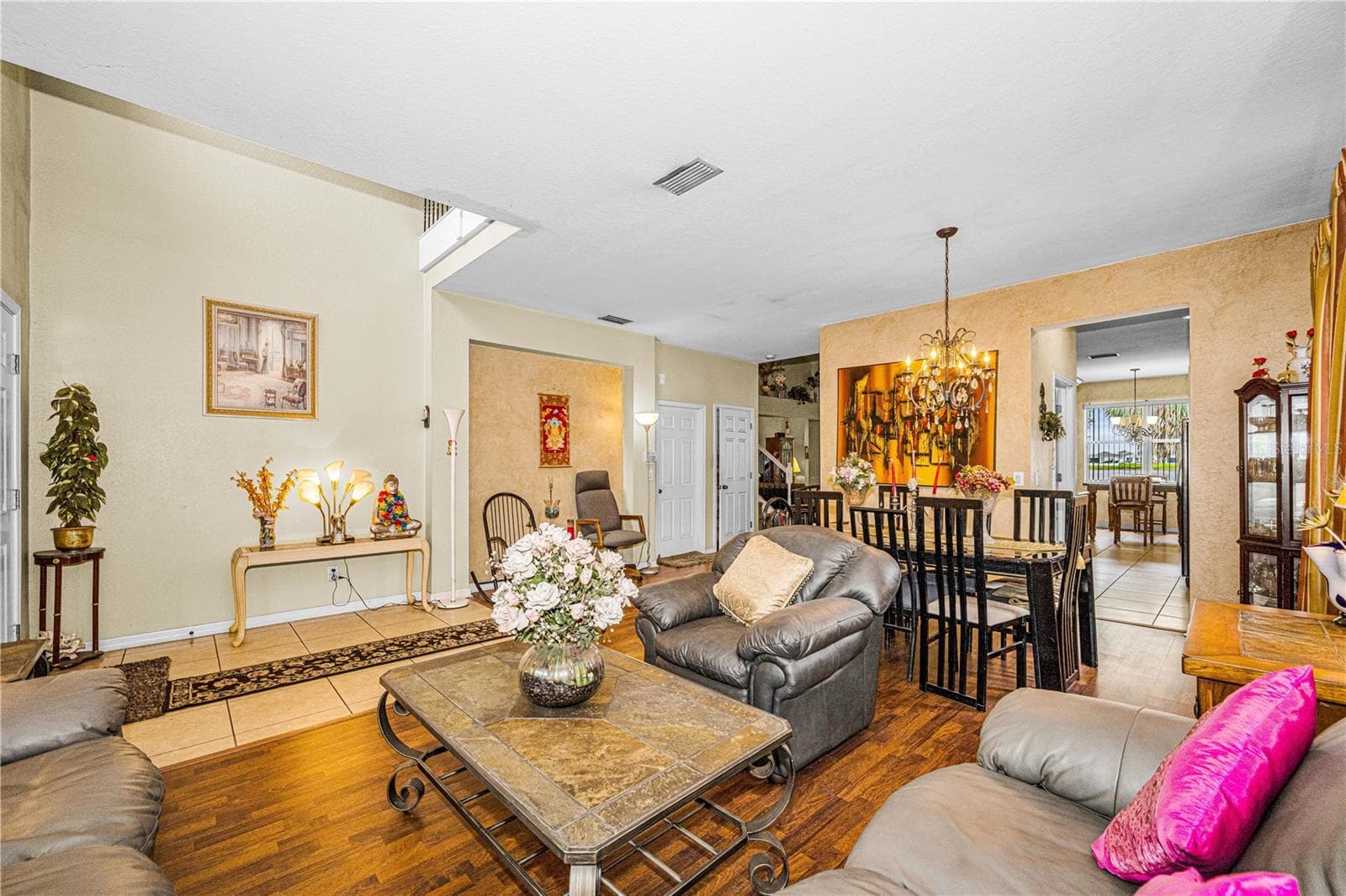 Single Family Residence at 11217 LAUREL BROOK CT, RIVERVIEW, photo 6 of 45