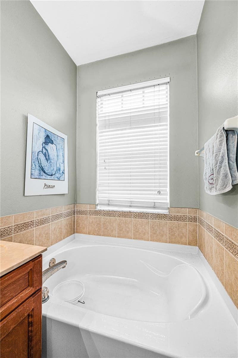 Single Family Residence at 11217 LAUREL BROOK CT, RIVERVIEW, photo 20 of 45
