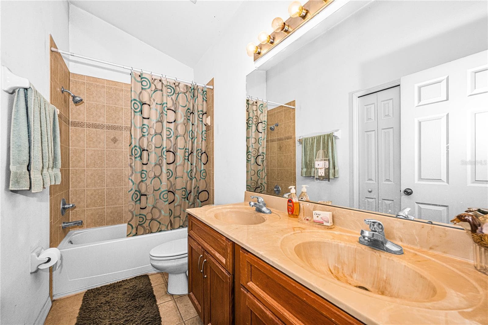 Single Family Residence at 11217 LAUREL BROOK CT, RIVERVIEW, photo 25 of 45
