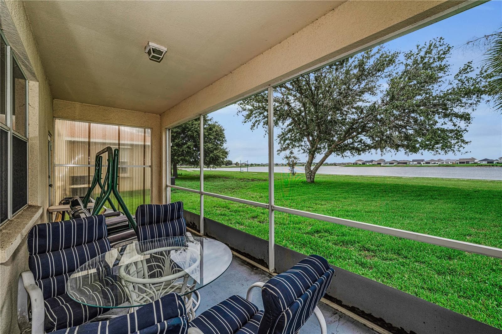 Single Family Residence at 11217 LAUREL BROOK CT, RIVERVIEW, photo 32 of 45