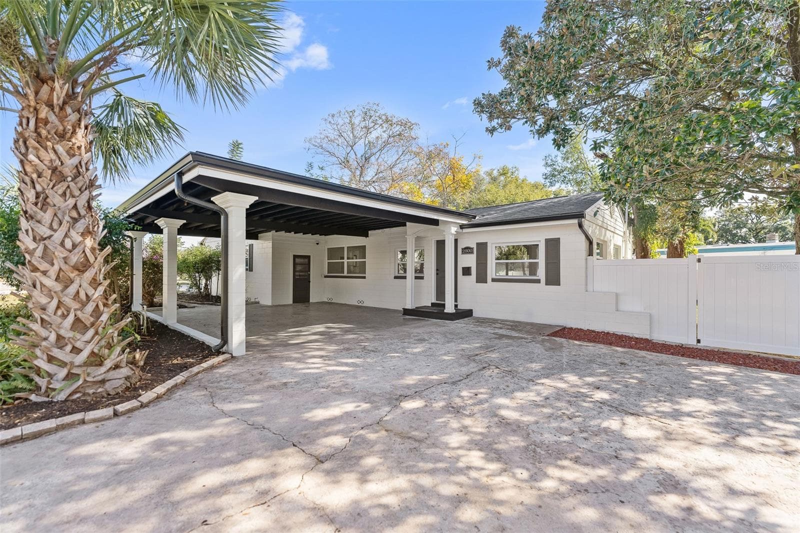 Single Family Residence at 2800 E ANDERSON ST, ORLANDO, photo 2 of 17