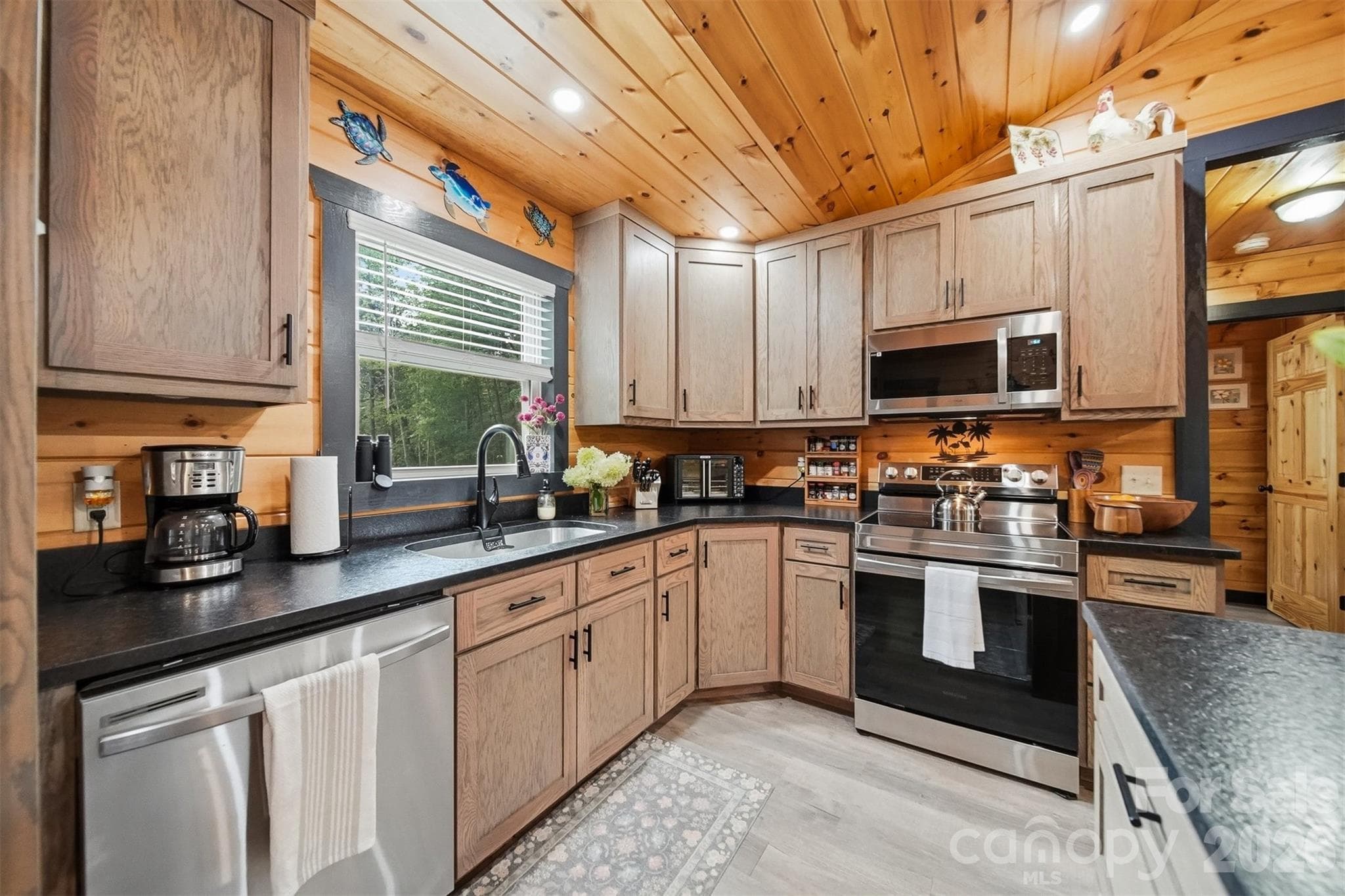 Single Family Residence at 4500 Windy Hill Lane, Morganton, photo 6 of 37
