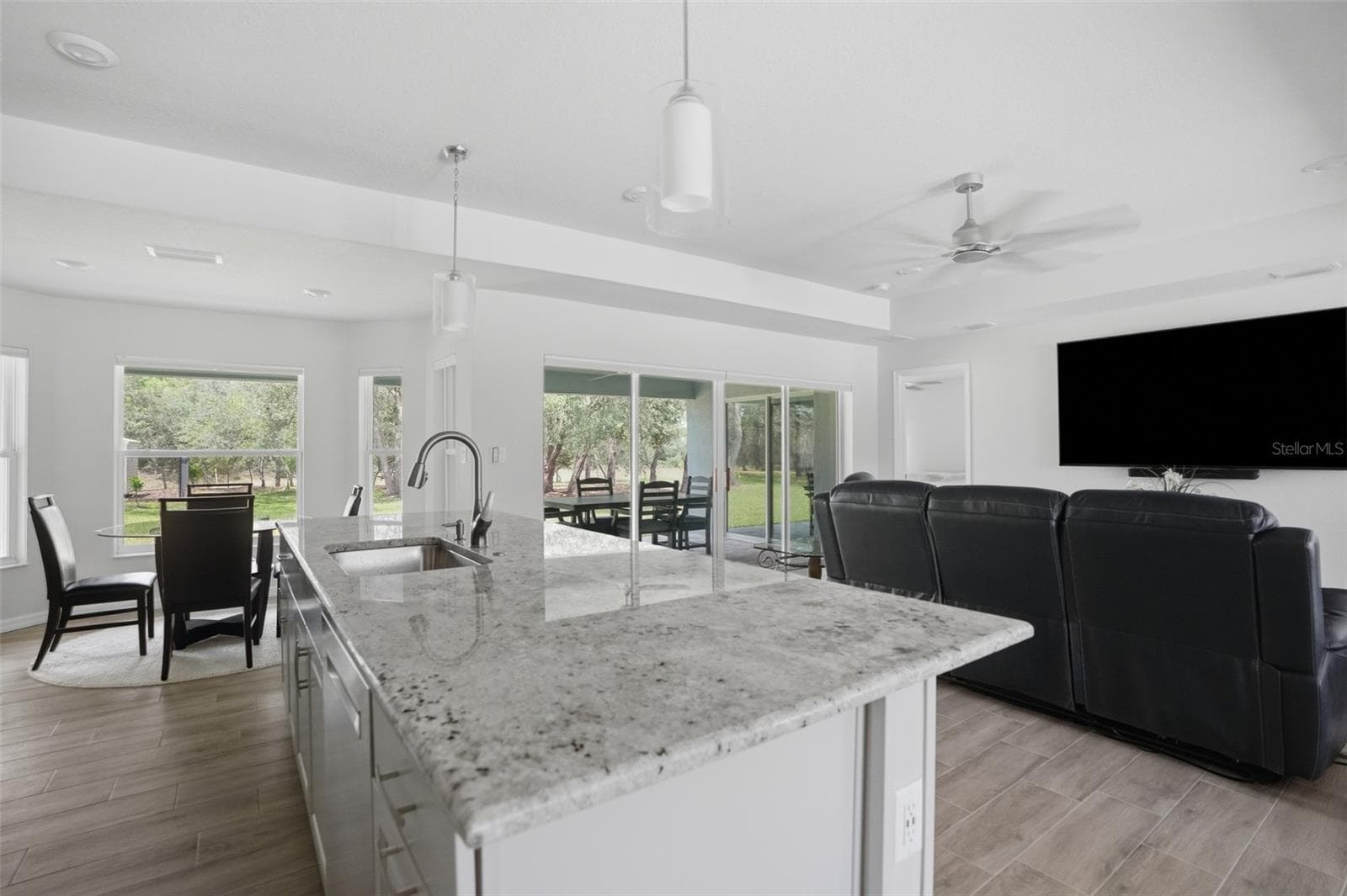 Single Family Residence at 10345 MEADOW WREN AVE, WEEKI WACHEE, photo 9 of 40