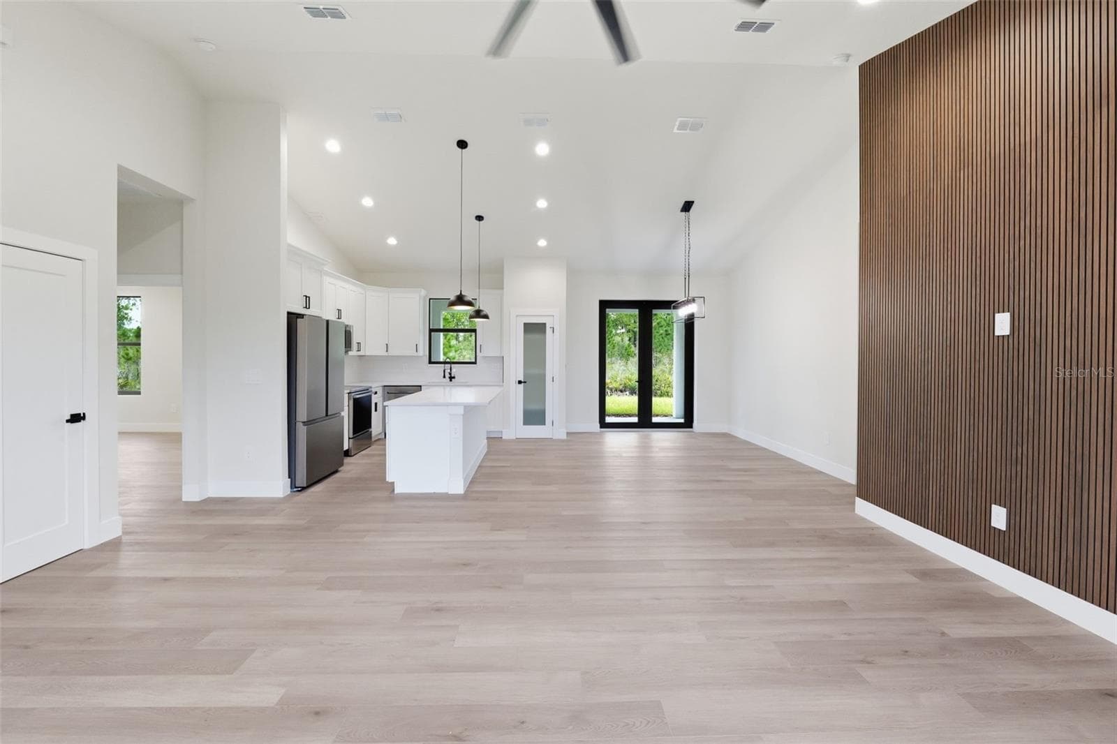 Single Family Residence at 7224 GRANADA BLVD, SEBRING, photo 5 of 30