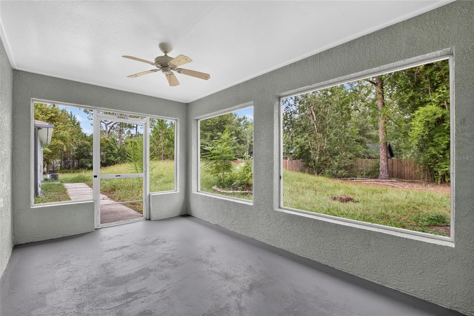 Single Family Residence at 27526 GREEN WILLOW RUN, WESLEY CHAPEL, photo 48 of 78
