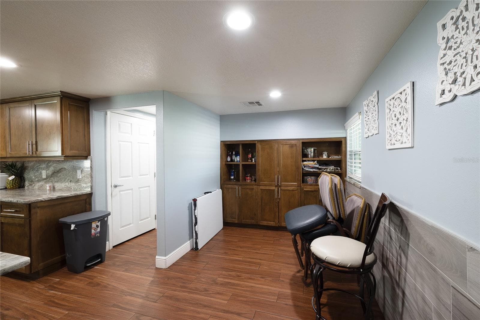 Single Family Residence at 19 S TYLER AVE, ORLANDO, photo 23 of 38