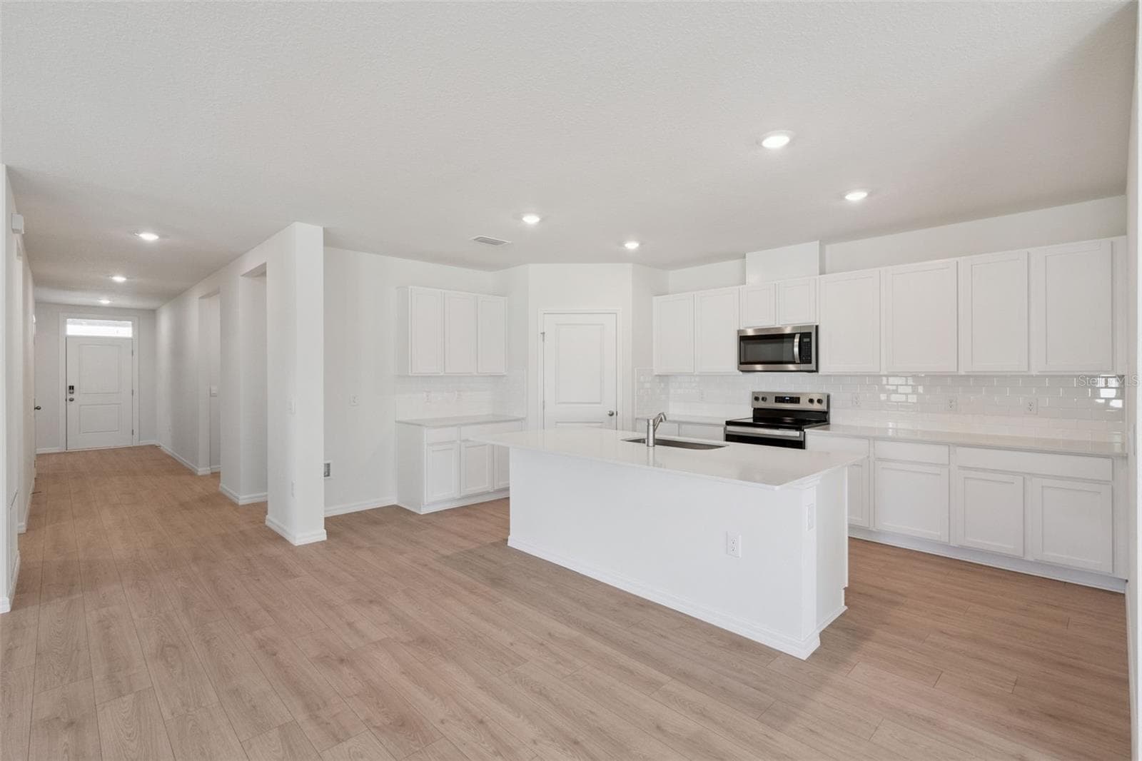 Single Family Residence at 2514 DORSET CT, ORMOND BEACH, photo 16 of 25