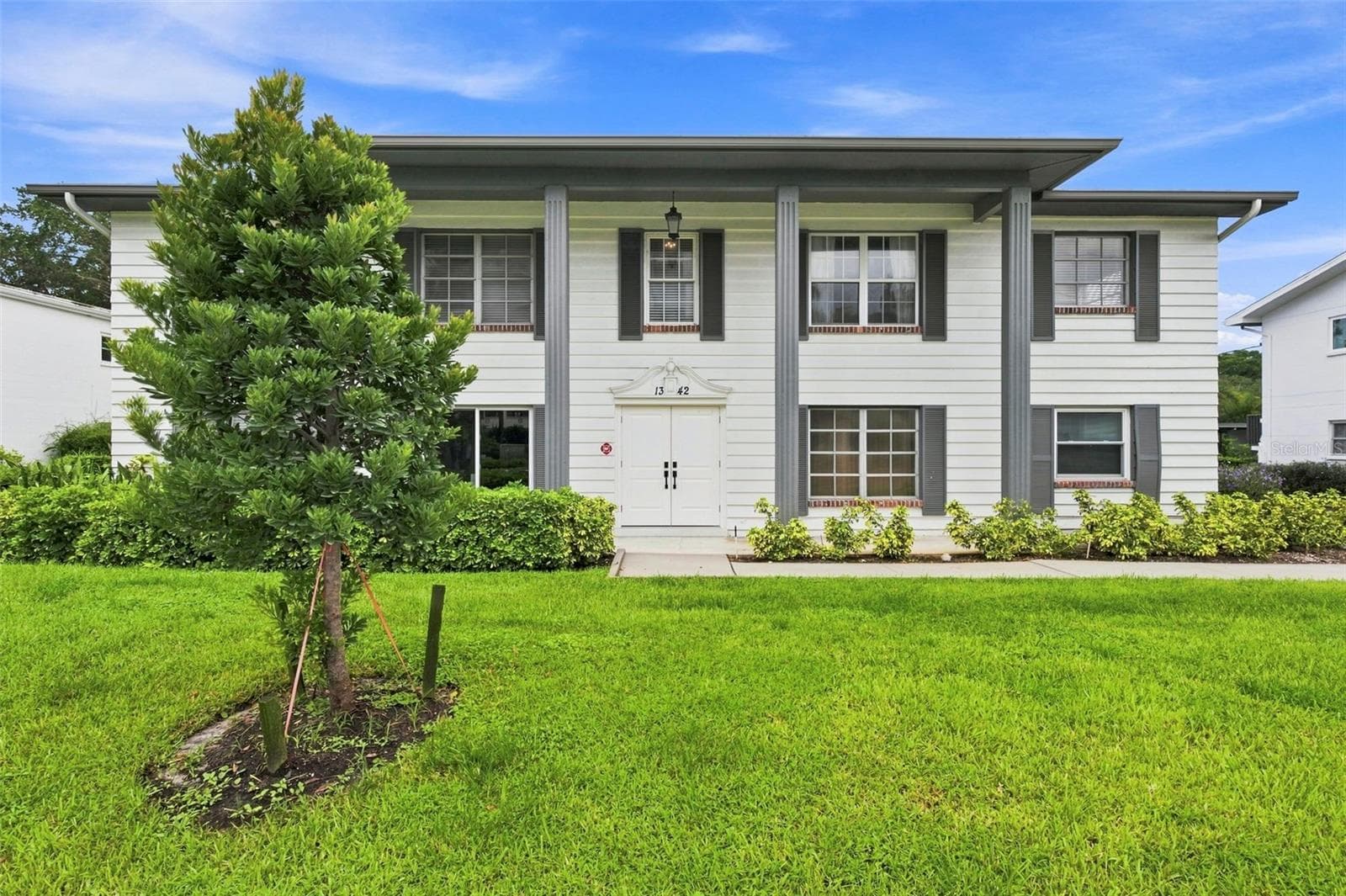 1342 SNELL ISLE BLVD NE #4