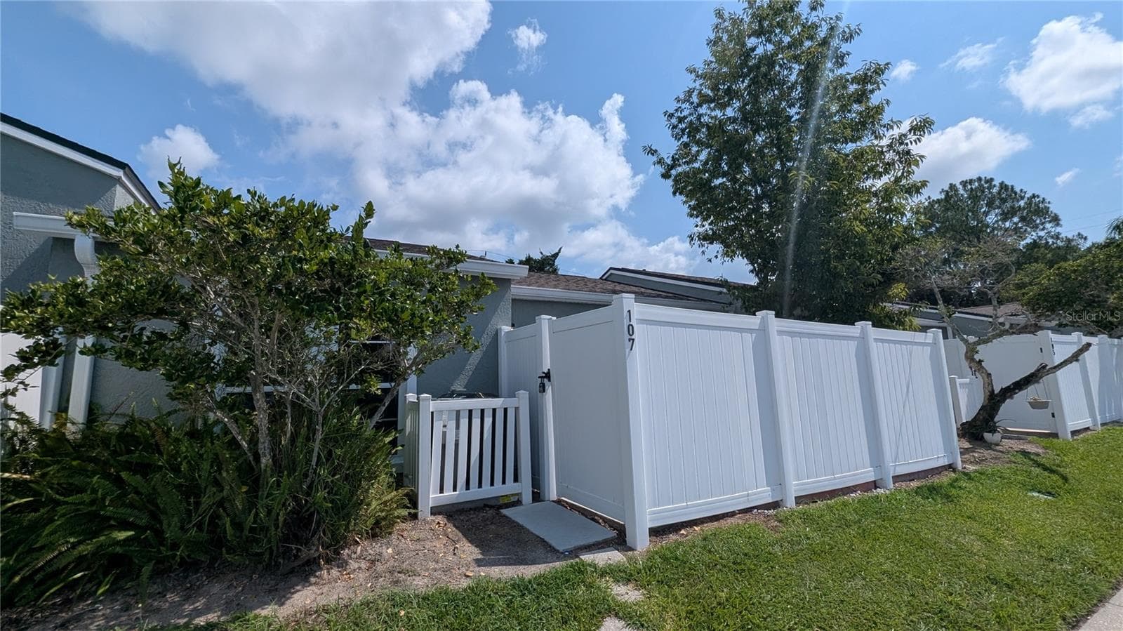 Rear patio - 107 DORCHESTER SQ, LAKE MARY