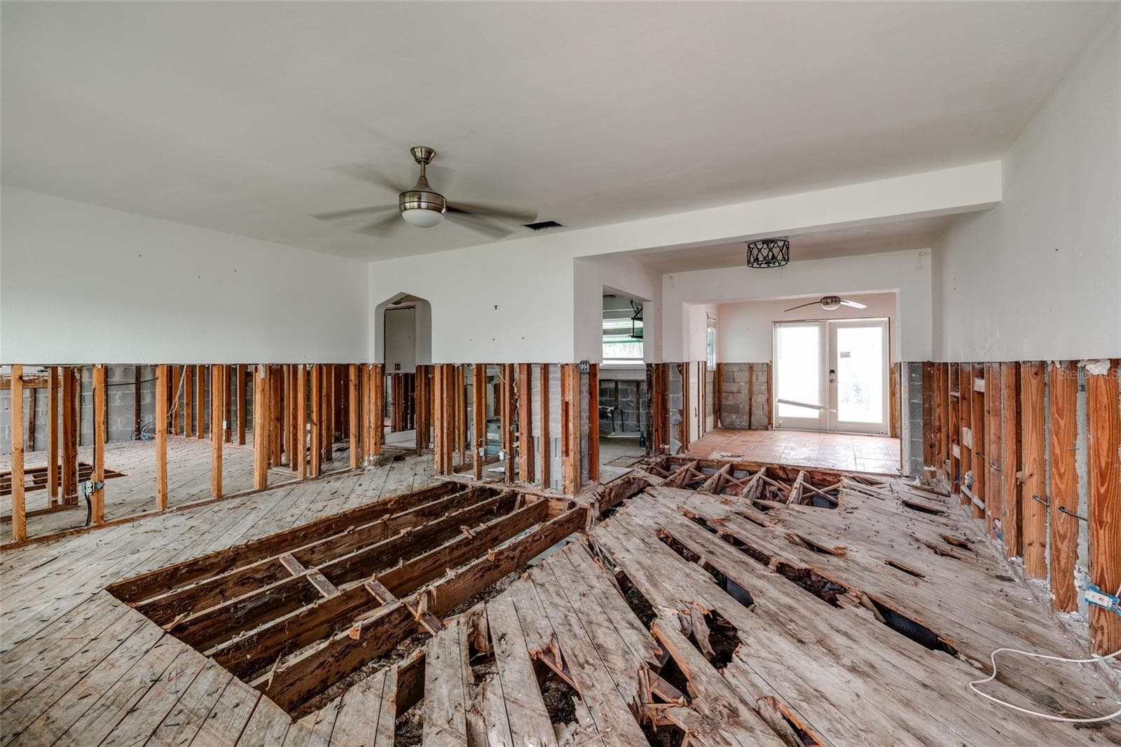 Living Room/Dining Room - 136 175TH TERRACE DR E, REDINGTON SHORES