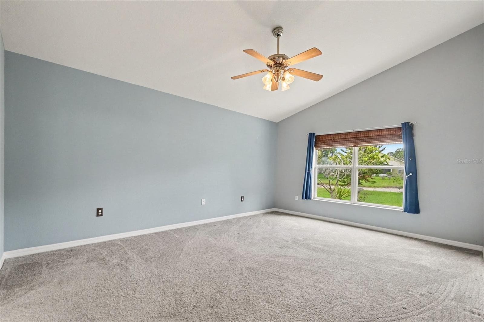 Single Family Residence at 9407 CYPRESS HARBOR DRIVE, GIBSONTON, photo 17 of 40