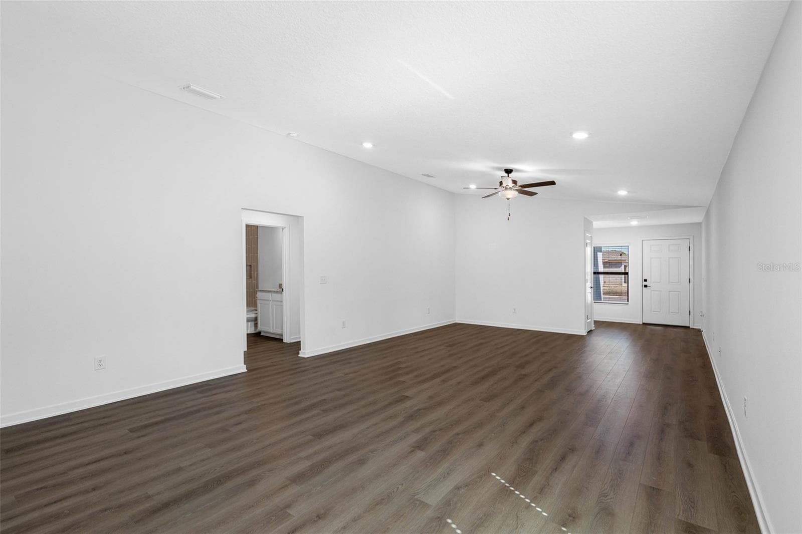 Single Family Residence at 7172 CANOPY LN, LAKELAND, photo 6 of 10