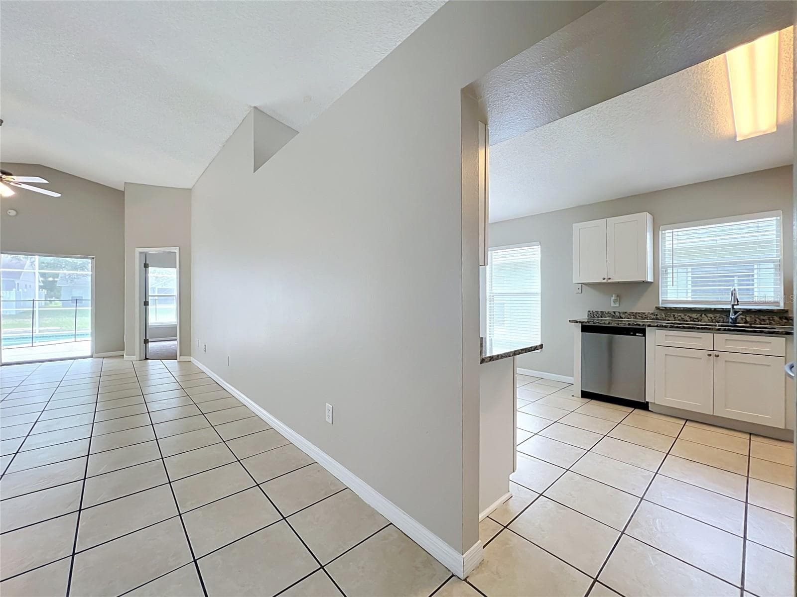 Single Family Residence at 1005 WINDING WATER WAY, CLERMONT, photo 3 of 25