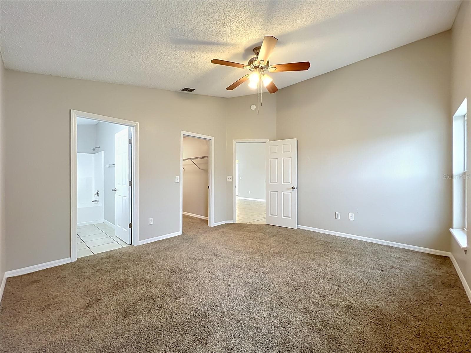 Single Family Residence at 1005 WINDING WATER WAY, CLERMONT, photo 17 of 25