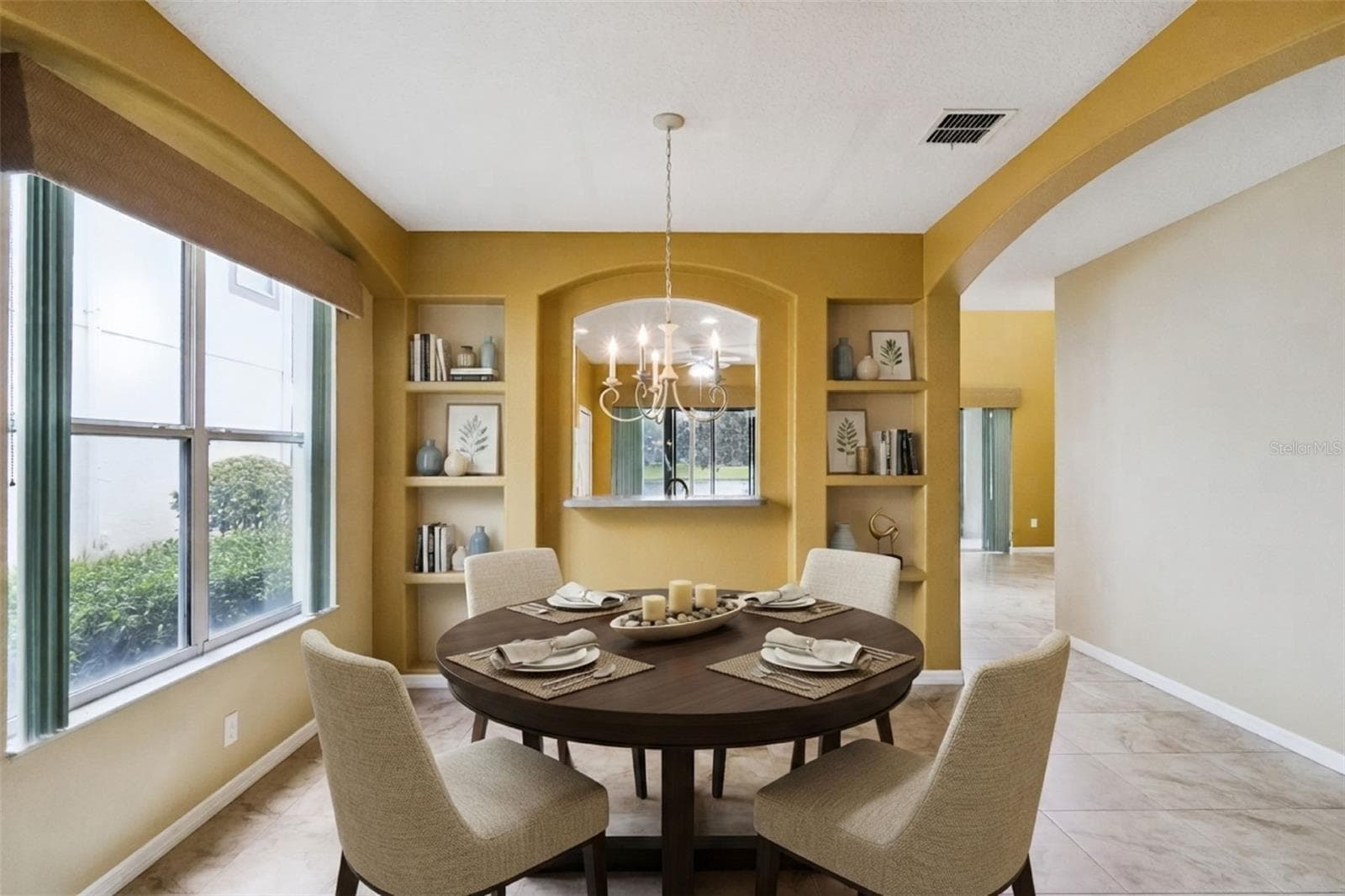 Single Family Residence at 14108 BUDWORTH CIR, ORLANDO, photo 10 of 48