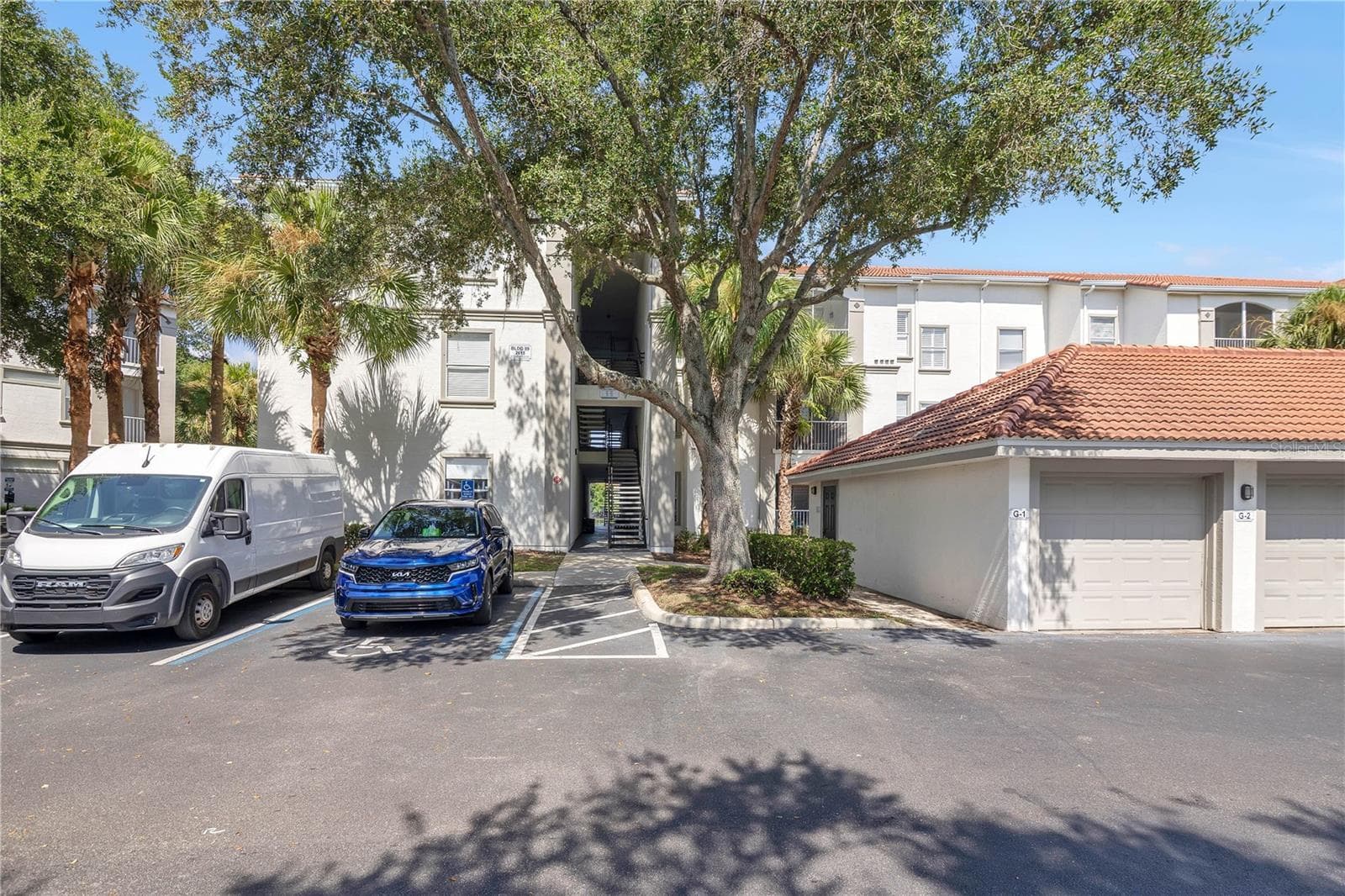 Condominium at 2615 MAITLAND CROSSING WAY #104, ORLANDO, photo 2 of 39