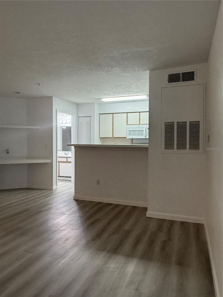 Condominium at 2208 ANTIGUA PL #914, KISSIMMEE, photo 11 of 35