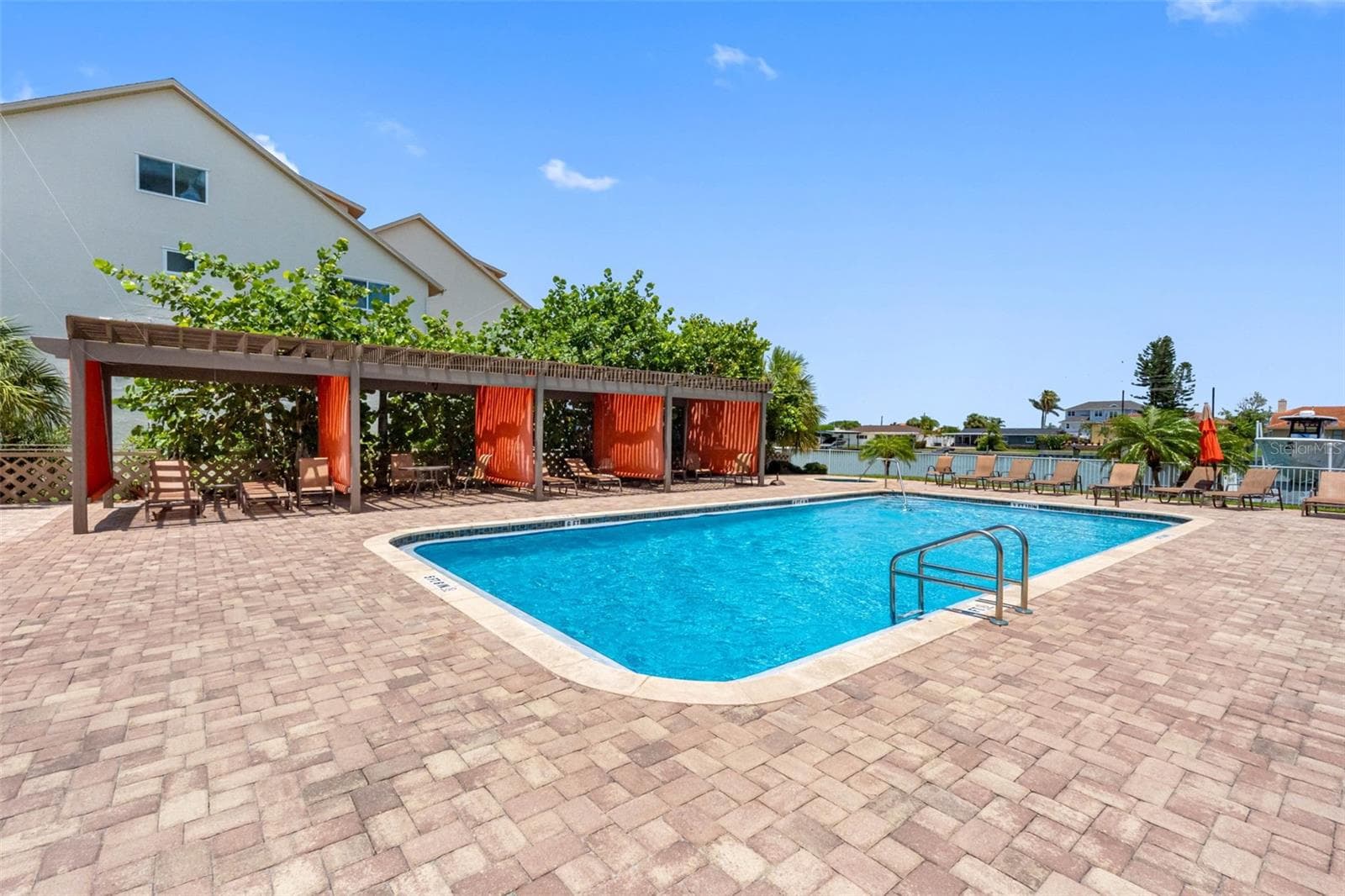 Community Cabanas - 223 ISLAND WAY #7F, CLEARWATER BEACH