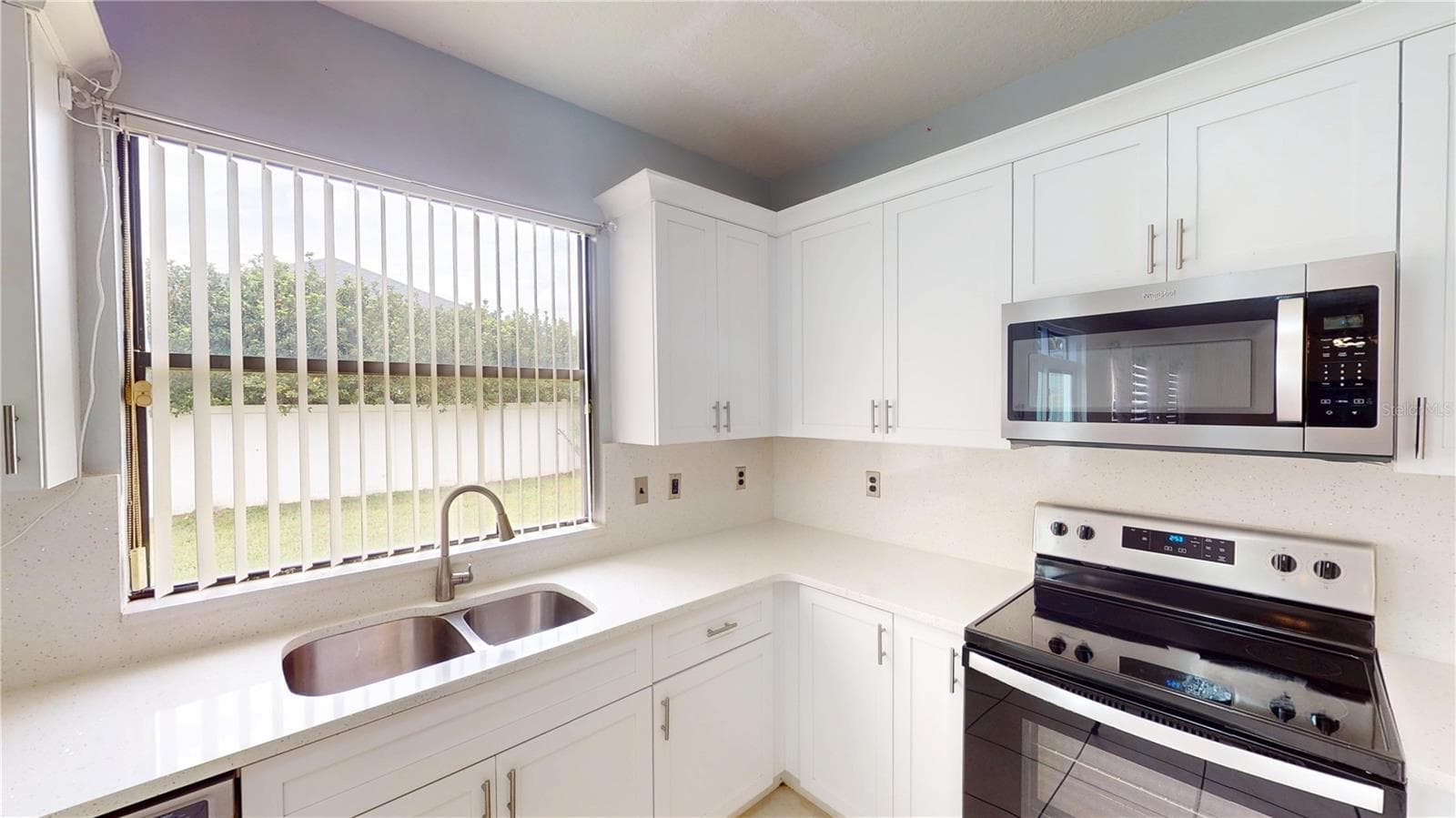 Single Family Residence at 3044 CAMINO REAL DR S, KISSIMMEE, photo 8 of 41
