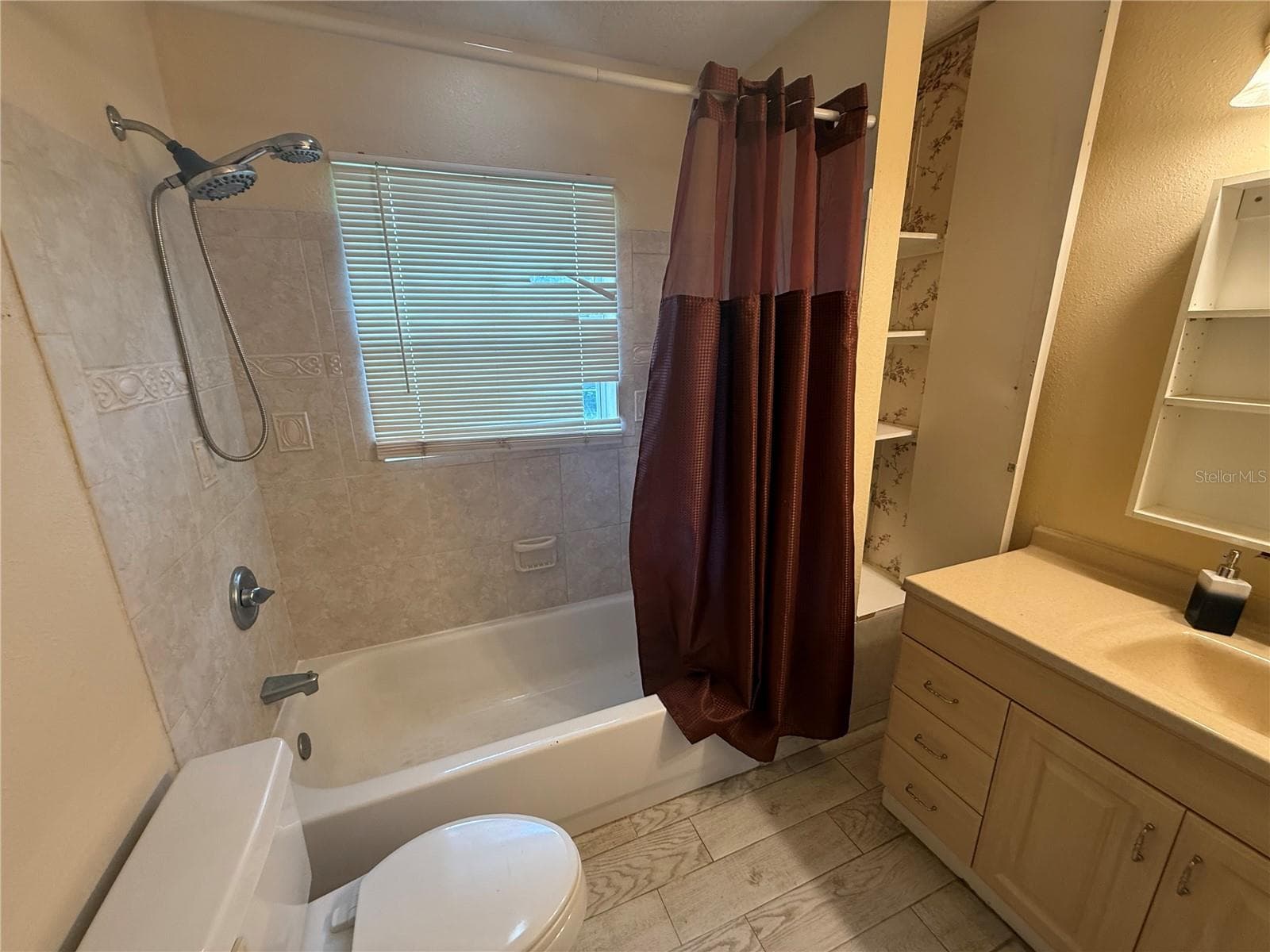 Single Family Residence at 2480 NW GENES LITTLE ACRES AVE, ARCADIA, photo 32 of 44